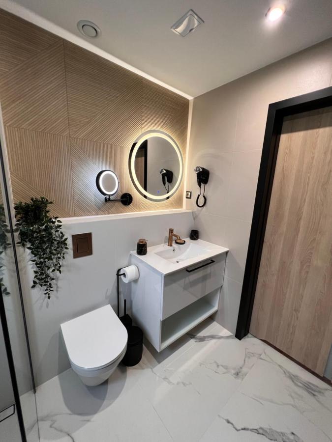 Resto Inn - Smart Apartamenty Blisko Energylandii Polwies Exteriér fotografie
