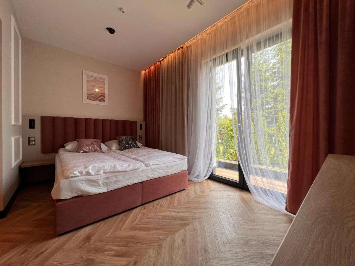 Resto Inn - Smart Apartamenty Blisko Energylandii Polwies Exteriér fotografie