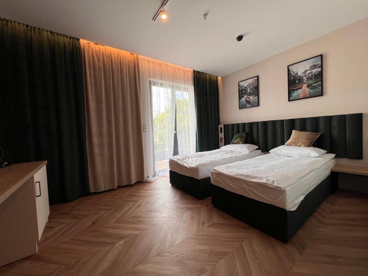 Resto Inn - Smart Apartamenty Blisko Energylandii Polwies Exteriér fotografie